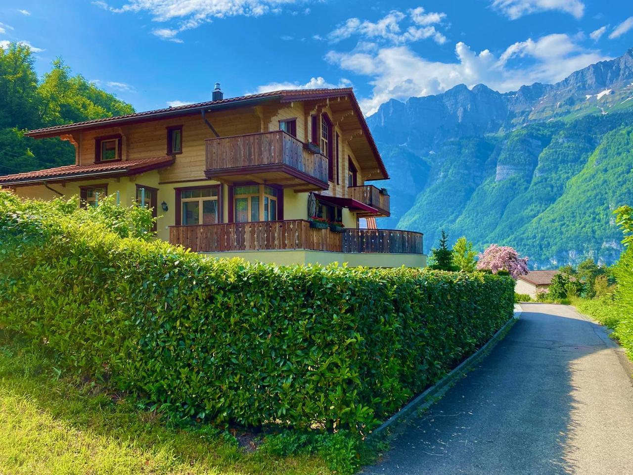 Doodle'S Amazing Chalet -Walensee - Flumserberg - Churfirsten - Heidiland - Pool - Sauna Mols Exterior photo